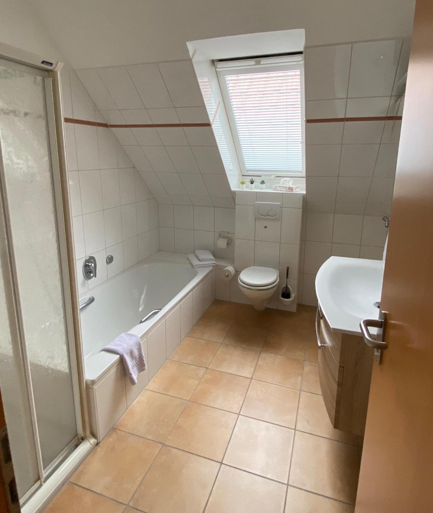 Marc5 Hotel Cadenberge エクステリア 写真